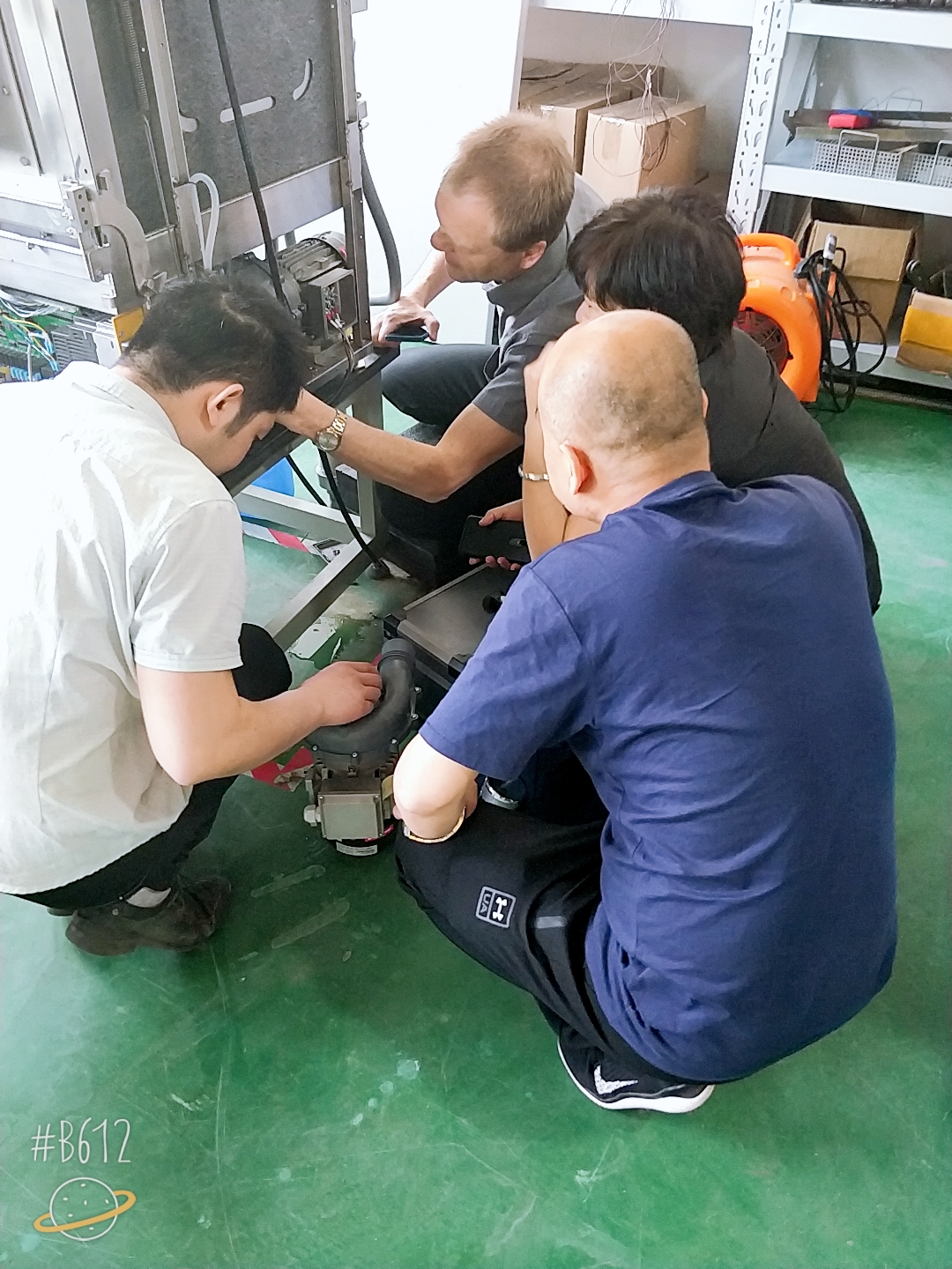 热烈欢迎国外厂商来我公司参观考察技术培训